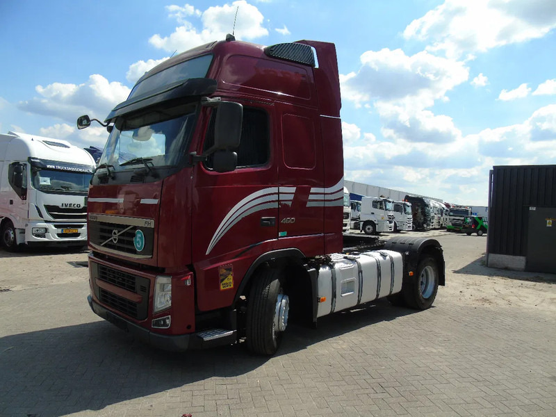 Volvo FH 460 + XL CABINE + MANUAL + EURO 5 + 6x IN STOCK - Trattore stradale: foto 4 Volvo FH 460 + XL CABINE + MANUAL + EURO 5 + 6x IN STOCK - Trattore stradale: foto 4