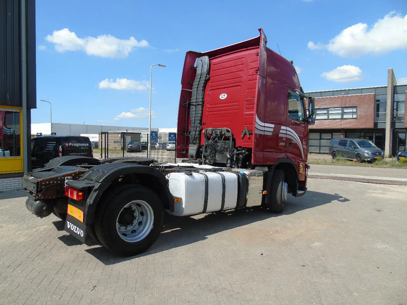 Volvo FH 460 + XL CABINE + MANUAL + EURO 5 + 6x IN STOCK - Trattore stradale: foto 2 Volvo FH 460 + XL CABINE + MANUAL + EURO 5 + 6x IN STOCK - Trattore stradale: foto 2