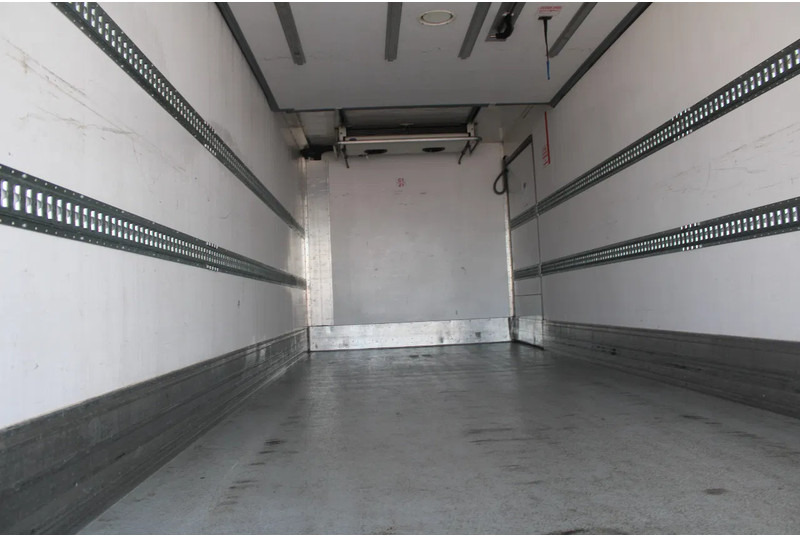 Volvo FE 280 + CARRIER + ATP/FRC + LIFT /EURO 6/ 19T - Autocarro frigorifero: foto 5 Volvo FE 280 + CARRIER + ATP/FRC + LIFT /EURO 6/ 19T - Autocarro frigorifero: foto 5