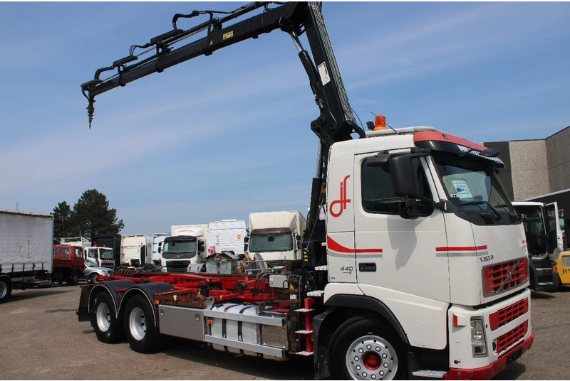 Volvo FH 12.440 +6X4+ HIAB 166E3 PRO + EURO 5 + MANUAL - Camion con gru: foto 2 Volvo FH 12.440 +6X4+ HIAB 166E3 PRO + EURO 5 + MANUAL - Camion con gru: foto 2