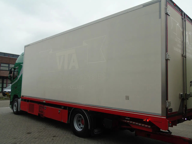 Volvo FH 460 + TRS + COMBI + EURO 6 - Autocarro frigorifero: foto 5 Volvo FH 460 + TRS + COMBI + EURO 6 - Autocarro frigorifero: foto 5