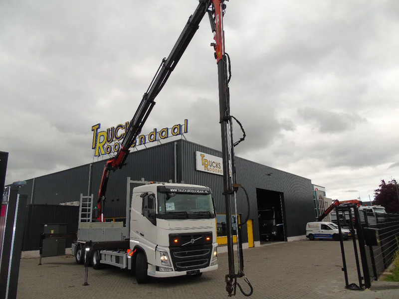 Volvo FH 500 FH 500 8x4 + PALFINGER PK 34002 6x extension +JIP 3x extension - Camion con gru: foto 3 Volvo FH 500 FH 500 8x4 + PALFINGER PK 34002 6x extension +JIP 3x extension - Camion con gru: foto 3