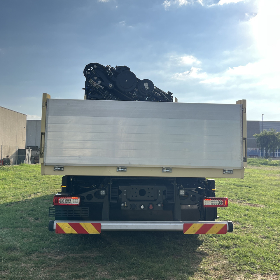 Volvo FM84RF3A - Autocarro con pianale/ Cassone fisso, Camion con gru: foto 4 Volvo FM84RF3A - Autocarro con pianale/ Cassone fisso, Camion con gru: foto 4