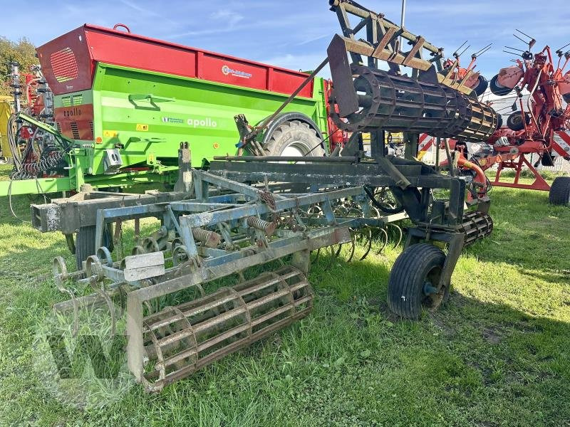 Fortschritt Kombinator T890 - Macchina per la lavorazione del terreno: foto 1 Fortschritt Kombinator T890 - Macchina per la lavorazione del terreno: foto 1