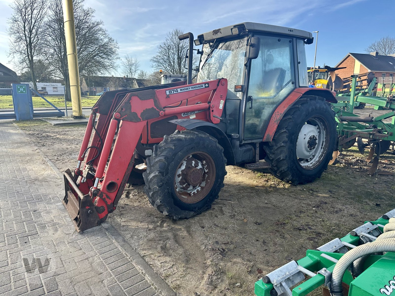 Massey Ferguson 4235 - Trattore: foto 2 Massey Ferguson 4235 - Trattore: foto 2