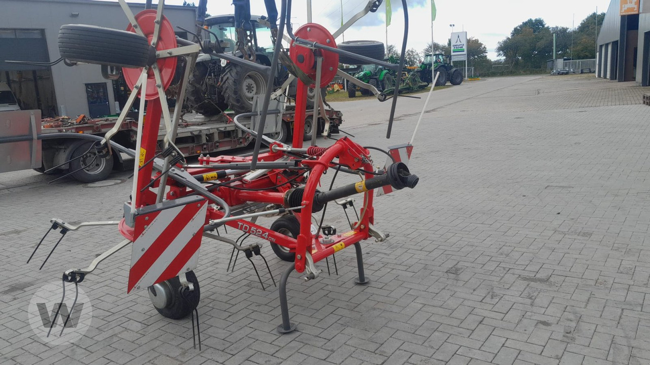 Massey Ferguson TD 524 DN - Voltafieno: foto 1 Massey Ferguson TD 524 DN - Voltafieno: foto 1