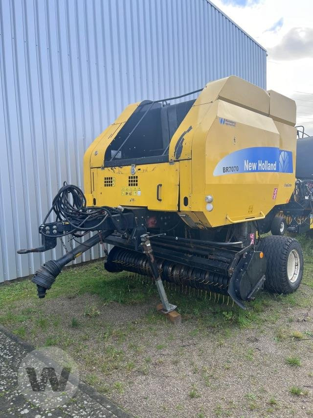 New Holland BR 7070 - Rotopressa: foto 1 New Holland BR 7070 - Rotopressa: foto 1
