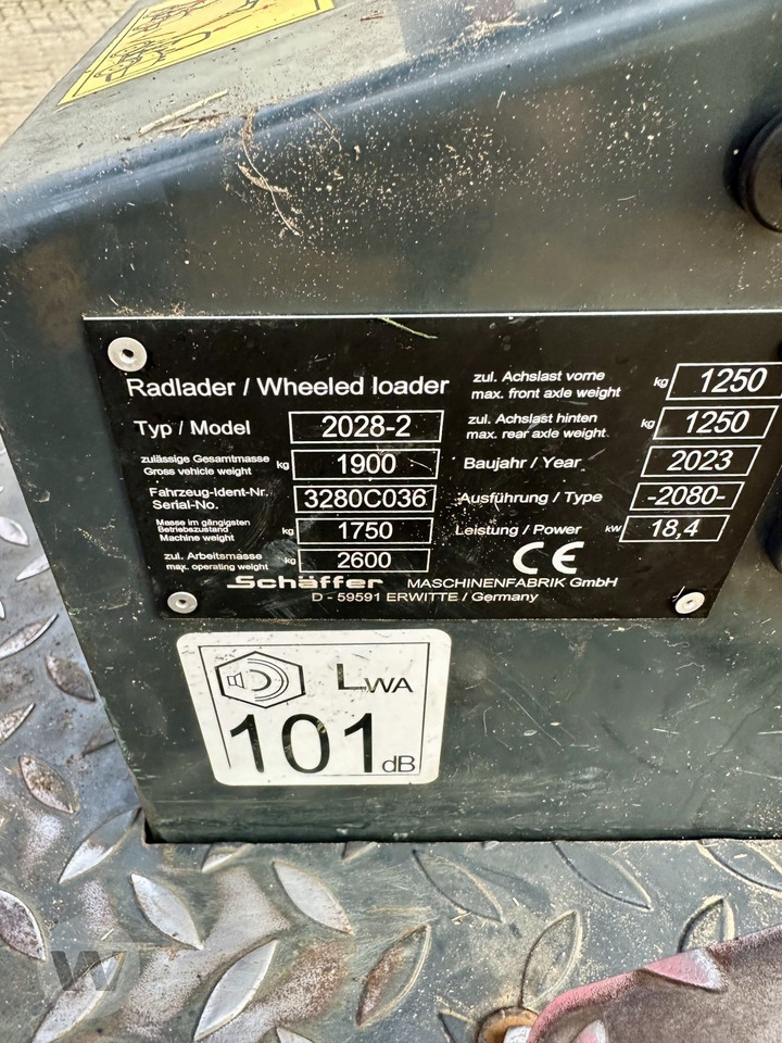 Schäffer 2028 - Pala articolata: foto 2 Schäffer 2028 - Pala articolata: foto 2