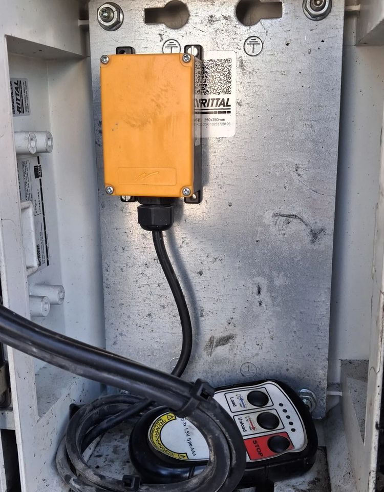 Reisch Ruchoma Podłoga 8mm - Semirimorchio piano mobile: foto 4 Reisch Ruchoma Podłoga 8mm - Semirimorchio piano mobile: foto 4