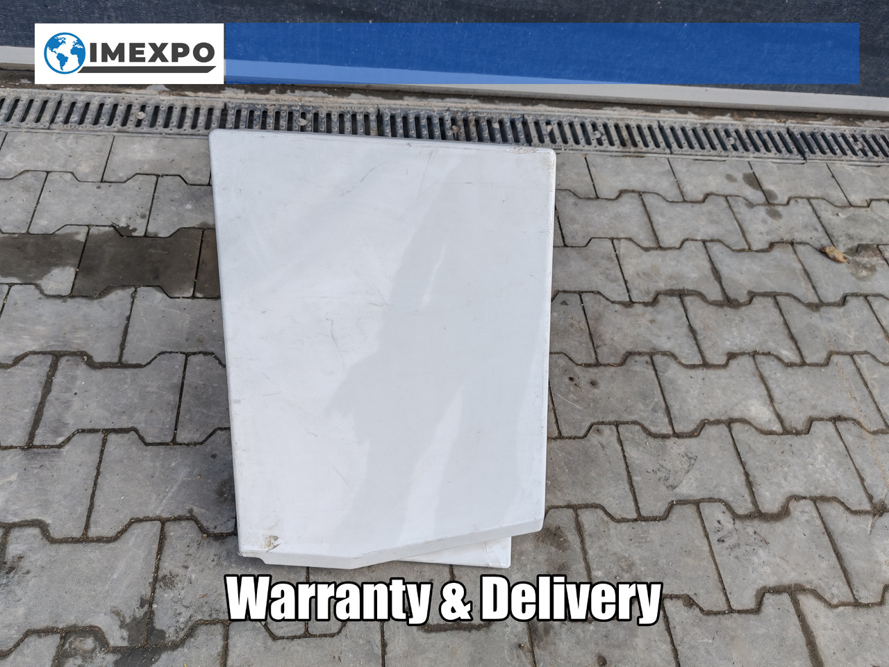 RENAULT RANGE T EURO 6 / HIGH CAB / LEFT SPOILER EXTENDER - Aero kit/ Spoiler: foto 1 RENAULT RANGE T EURO 6 / HIGH CAB / LEFT SPOILER EXTENDER - Aero kit/ Spoiler: foto 1