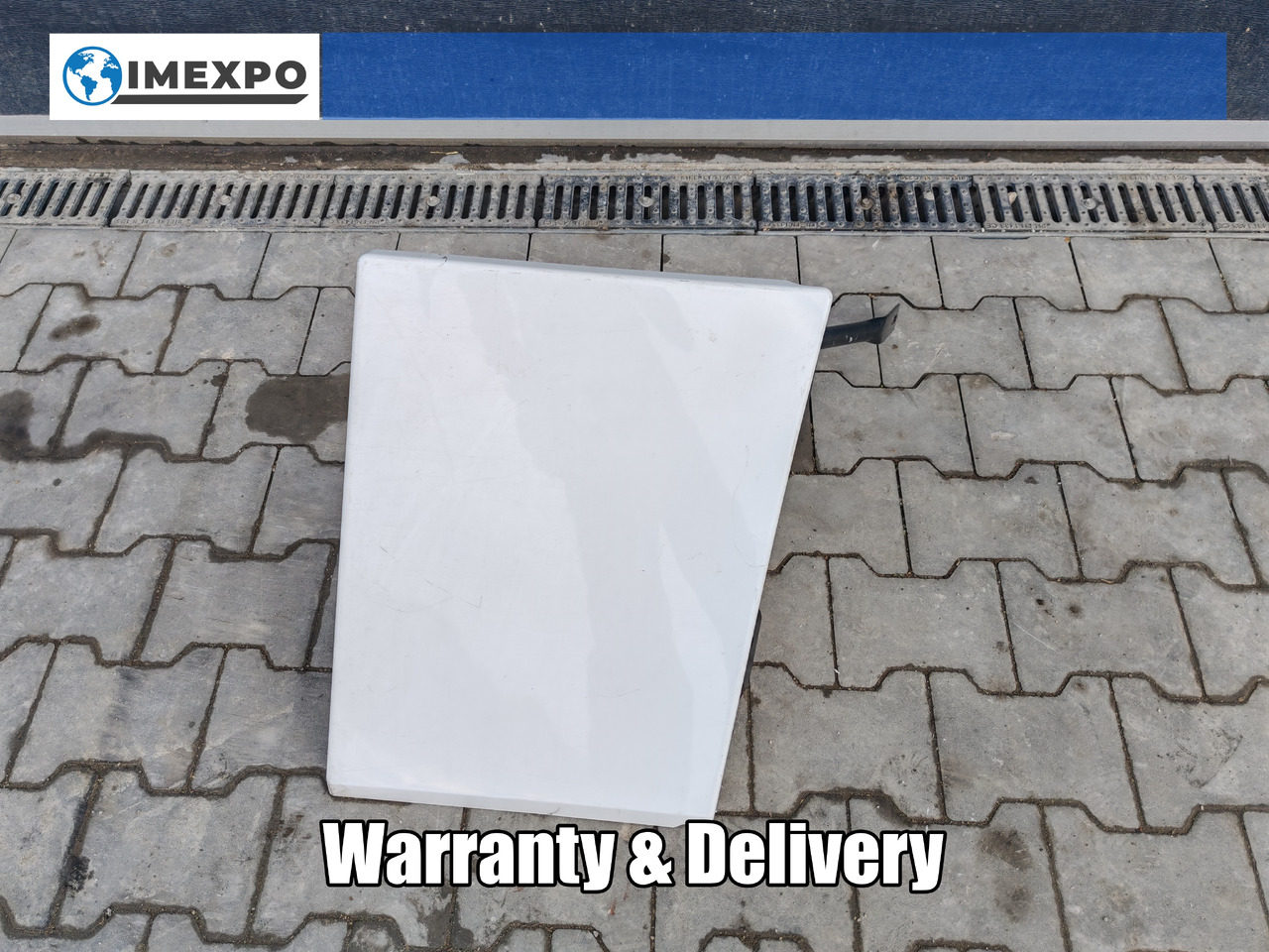 RENAULT RANGE T EURO 6 / HIGH CAB / RIGHT SPOILER EXTENDER - Aero kit/ Spoiler: foto 1 RENAULT RANGE T EURO 6 / HIGH CAB / RIGHT SPOILER EXTENDER - Aero kit/ Spoiler: foto 1