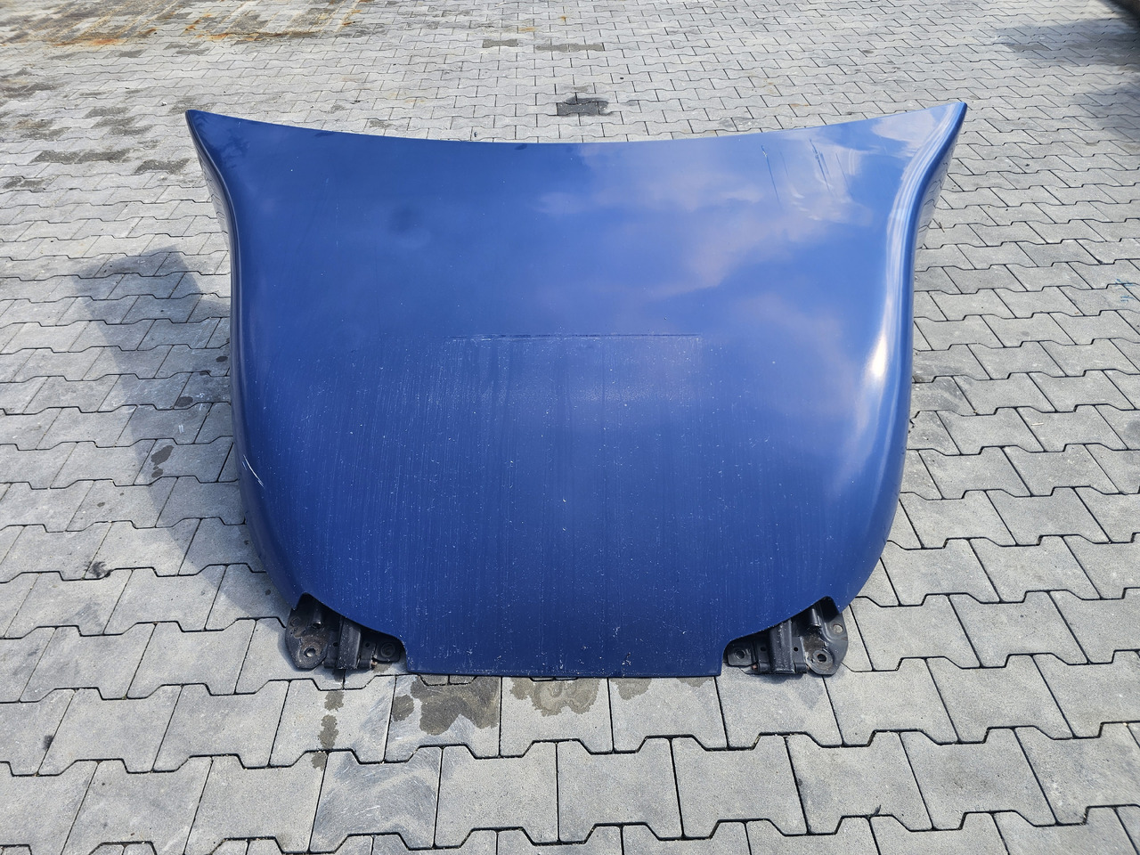 RENAULT RANGE T460 T480 T520 / ROOF SPOILER - Aero kit/ Spoiler: foto 2 RENAULT RANGE T460 T480 T520 / ROOF SPOILER - Aero kit/ Spoiler: foto 2