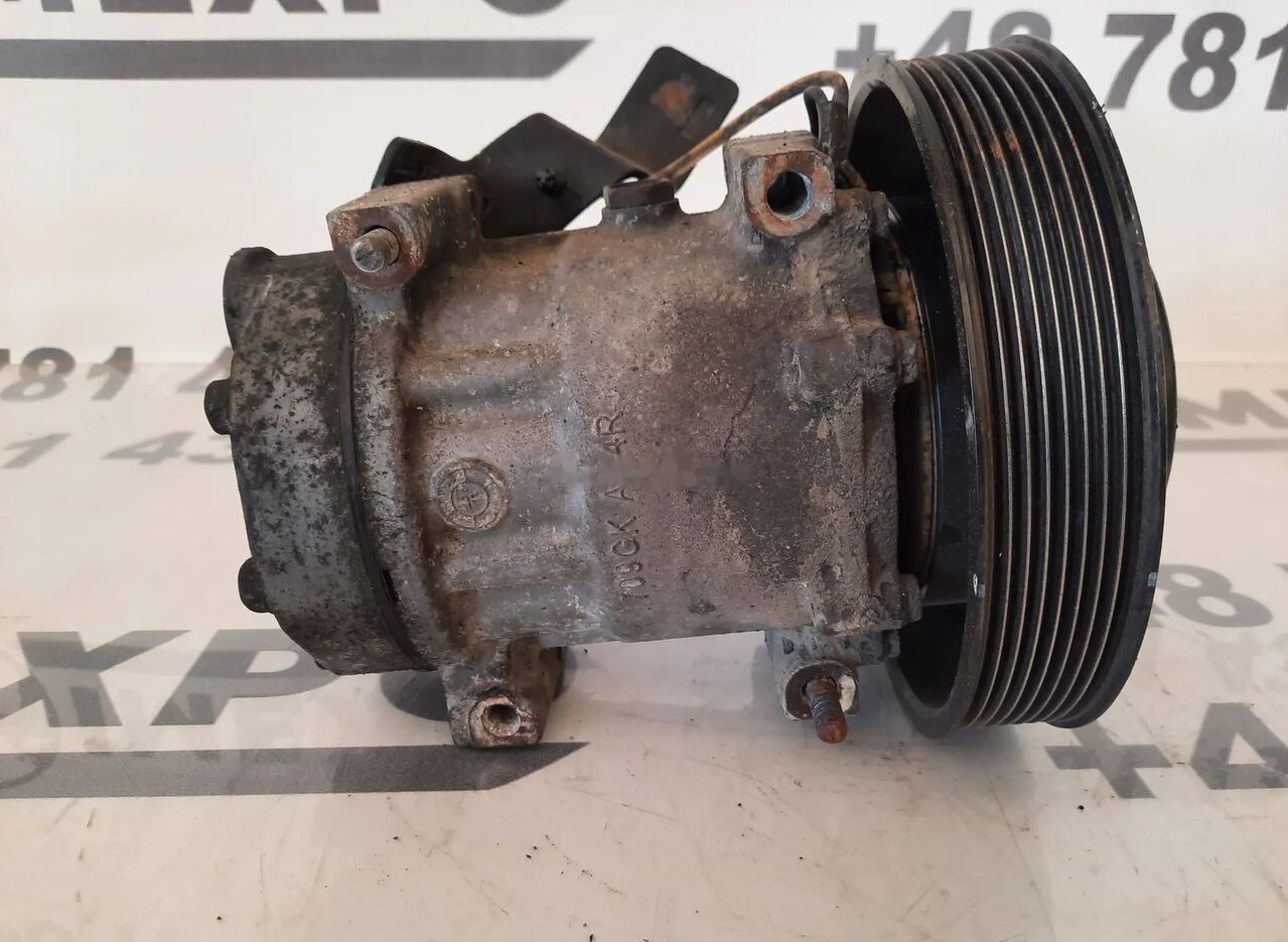Renault RANGE T truck - Compressore A/C per Camion: foto 2 Renault RANGE T truck - Compressore A/C per Camion: foto 2