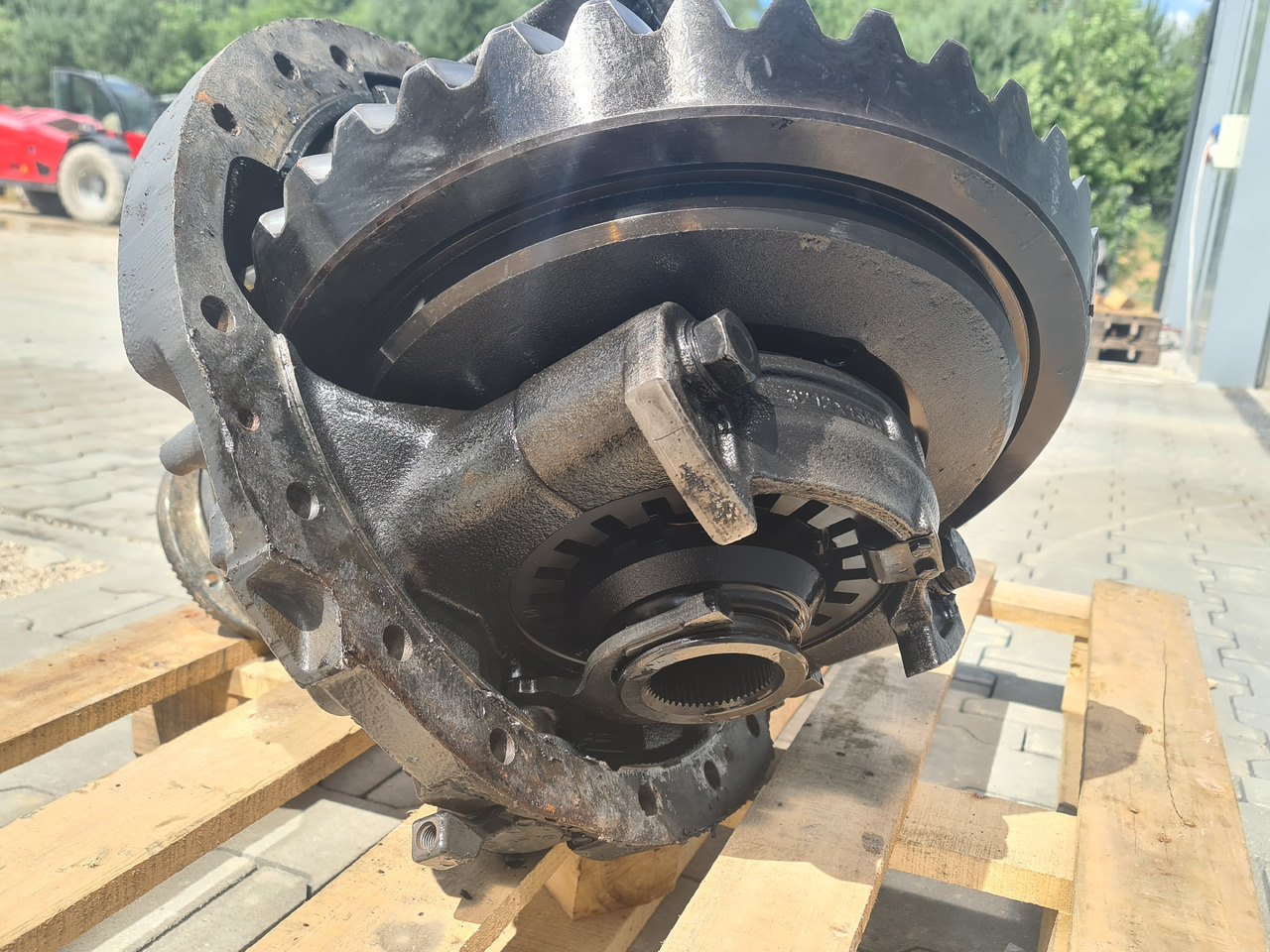 VOLVO DIFFERENTIAL DIFF / MS18X / RSS1360 / RATIO 2.85 37-13 / WORLDWIDE DELIVERY - Asse posteriore: foto 4 VOLVO DIFFERENTIAL DIFF / MS18X / RSS1360 / RATIO 2.85 37-13 / WORLDWIDE DELIVERY - Asse posteriore: foto 4