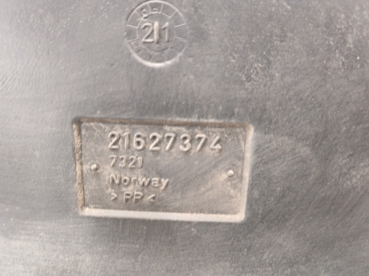 VOLVO FH5 FM5 / AIR FILTER INTAKE / 21627374 - Filtro aria: foto 3 VOLVO FH5 FM5 / AIR FILTER INTAKE / 21627374 - Filtro aria: foto 3