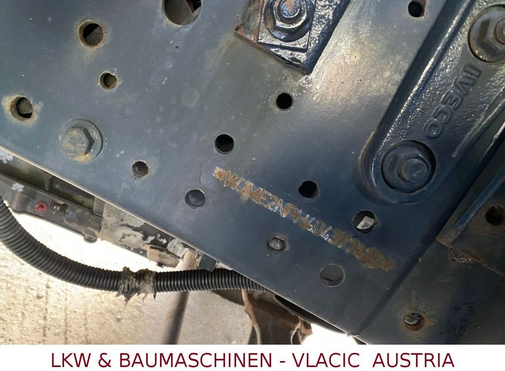 Iveco Stralis 360 Kran HIAB 166 4xHydr. Ladung 6,20m Iveco Stralis 360 Kran HIAB 166 4xHydr. Ladung 6,20m - Autocarro con pianale/ Cassone fisso, Camion con gru: foto 3 Iveco Stralis 360 Kran HIAB 166 4xHydr. Ladung 6,20m Iveco Stralis 360 Kran HIAB 166 4xHydr. Ladung 6,20m - Autocarro con pianale/ Cassone fisso, Camion con gru: foto 3