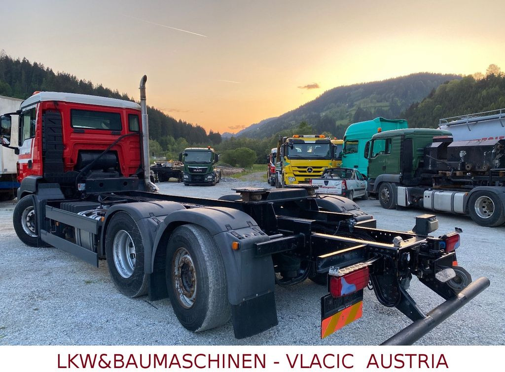 MAN TGS 26.440 6x2 mit Lift und Lenkachse MAN TGS 26.440 6x2 mit Lift und Lenkachse - Autocarro telaio: foto 4 MAN TGS 26.440 6x2 mit Lift und Lenkachse MAN TGS 26.440 6x2 mit Lift und Lenkachse - Autocarro telaio: foto 4
