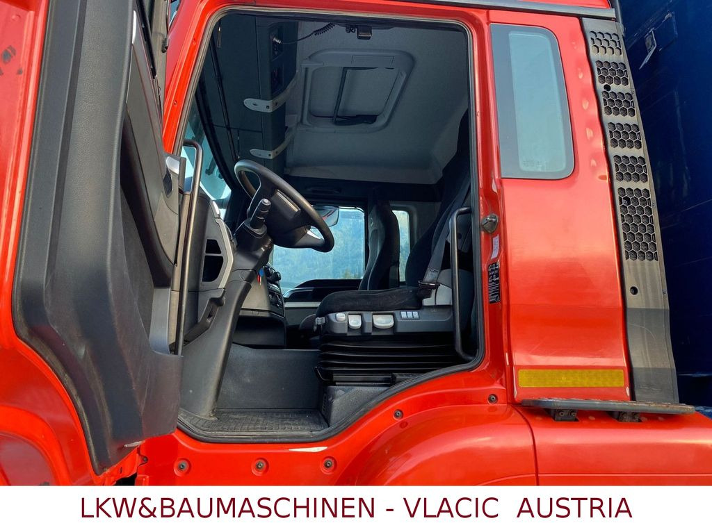 MAN TGS Holztransporter mit Kran Palfinger MAN TGS 33.480 6x6Holztransporter mit Kran Palfinger - Camion trasporto legname, Camion con gru: foto 3 MAN TGS Holztransporter mit Kran Palfinger MAN TGS 33.480 6x6Holztransporter mit Kran Palfinger - Camion trasporto legname, Camion con gru: foto 3