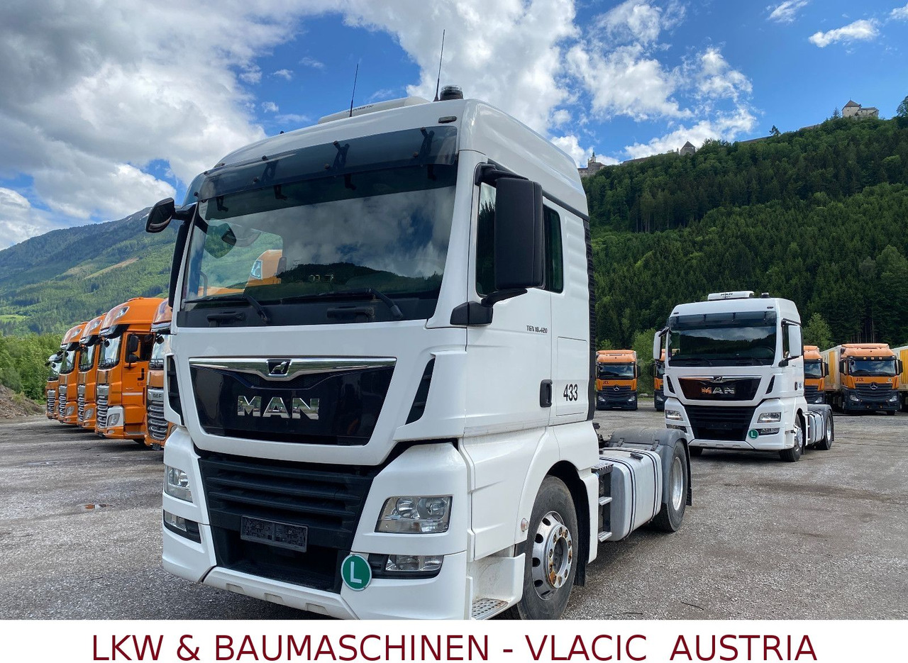 MAN TGX 18.420 (eigengewicht 6939Kg) MAN TGX 18.420 (eigengewicht 6939Kg) - Trattore stradale: foto 1 MAN TGX 18.420 (eigengewicht 6939Kg) MAN TGX 18.420 (eigengewicht 6939Kg) - Trattore stradale: foto 1