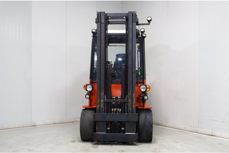 Carer Z70H - Carrello elevatore elettrico: foto 3 Carer Z70H - Carrello elevatore elettrico: foto 3