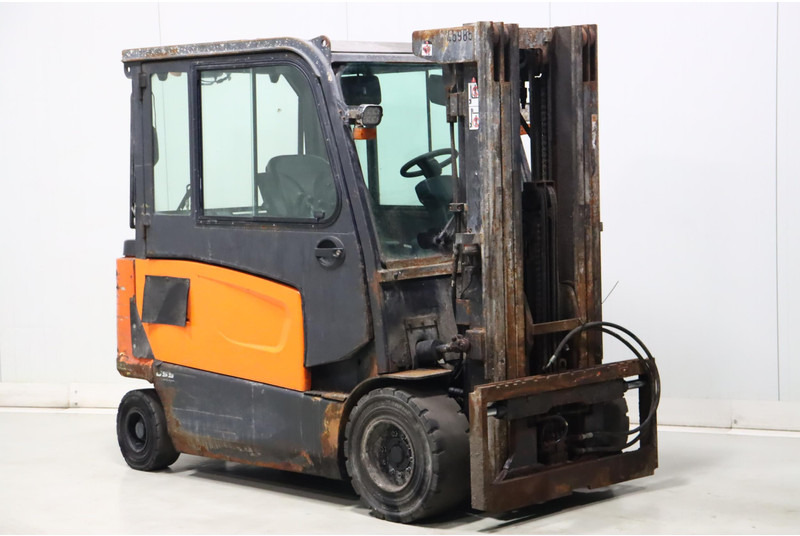 Doosan B35X-7 - Carrello elevatore elettrico: foto 1 Doosan B35X-7 - Carrello elevatore elettrico: foto 1
