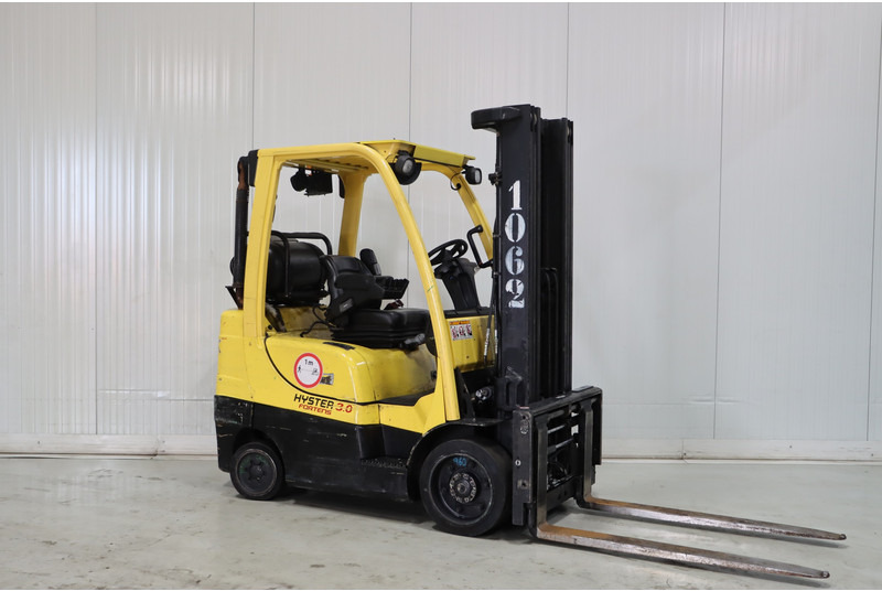 Hyster S3.0FT - Carrello elevatore a gas: foto 1 Hyster S3.0FT - Carrello elevatore a gas: foto 1