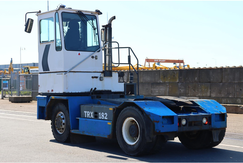 Kalmar TRX182A - Trattore terminale: foto 5 Kalmar TRX182A - Trattore terminale: foto 5