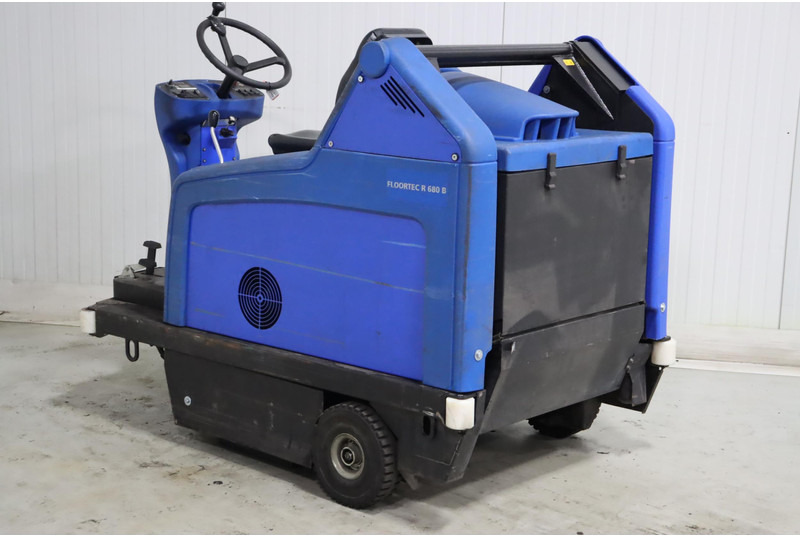 Nilfisk Floortec R680B - Spazzatrice stradale: foto 4 Nilfisk Floortec R680B - Spazzatrice stradale: foto 4