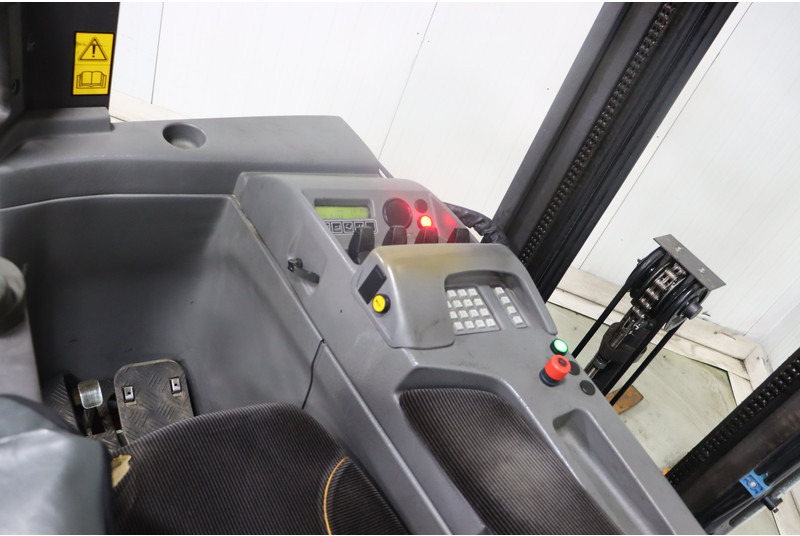 Nissan UNS140DTFVRC540 - Carrello retrattile: foto 2 Nissan UNS140DTFVRC540 - Carrello retrattile: foto 2