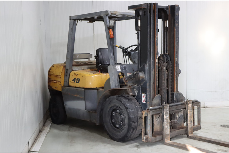 TCM FD40T2 - Carrello elevatore diesel: foto 4 TCM FD40T2 - Carrello elevatore diesel: foto 4
