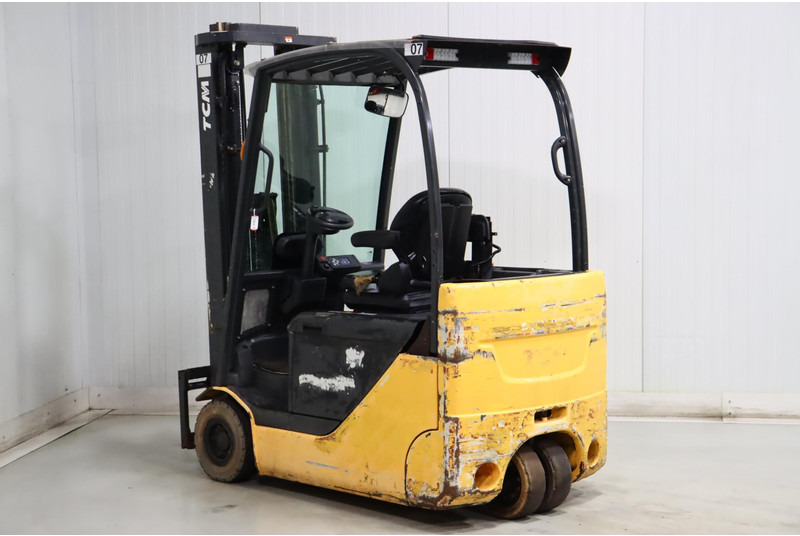 UniCarriers AG2N1L16Q - Carrello elevatore elettrico: foto 4 UniCarriers AG2N1L16Q - Carrello elevatore elettrico: foto 4