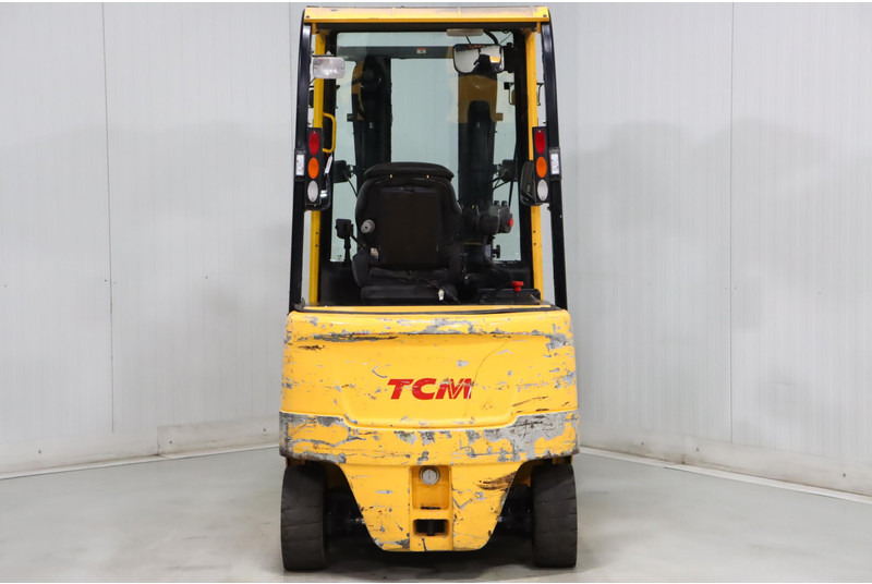 UniCarriers G1Q2L30H - Carrello elevatore elettrico: foto 5 UniCarriers G1Q2L30H - Carrello elevatore elettrico: foto 5