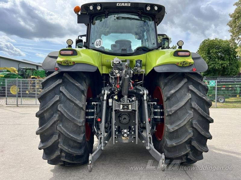 Trattore CLAAS Axion 870: foto 7