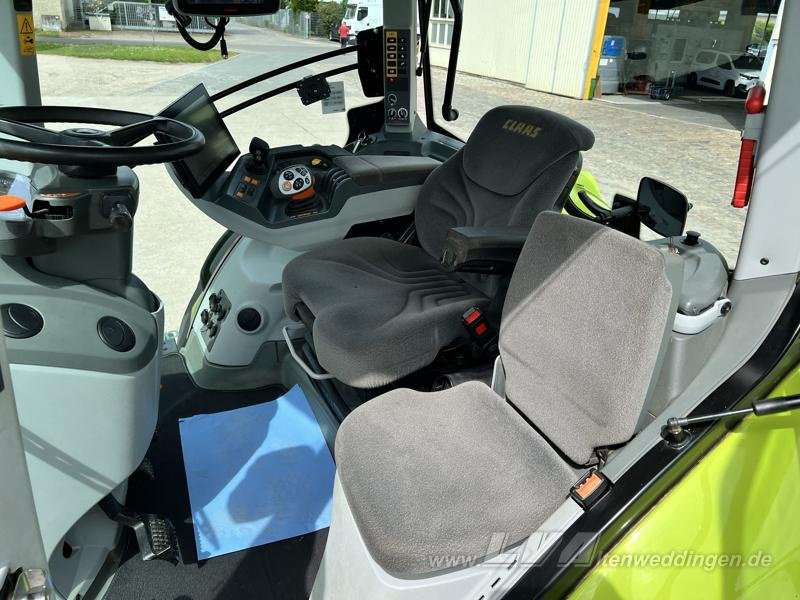 Trattore CLAAS Axion 870: foto 9