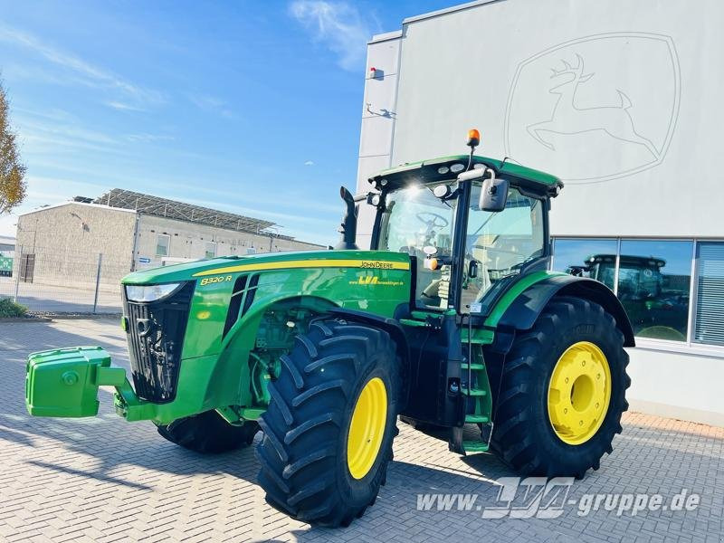 John Deere 8320R E23-PowerShift - Trattore: foto 3 John Deere 8320R E23-PowerShift - Trattore: foto 3