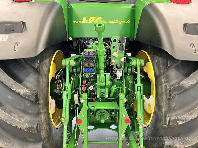 John Deere 8400R e23 PowerShift ULTIMATE - Trattore: foto 4 John Deere 8400R e23 PowerShift ULTIMATE - Trattore: foto 4