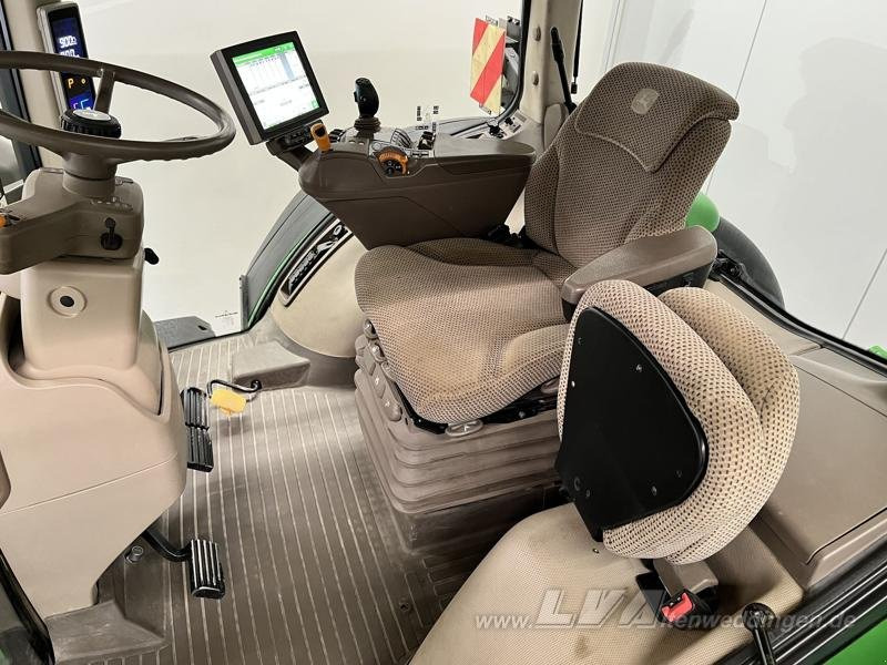 John Deere 8400R e23 PowerShift ULTIMATE - Trattore: foto 5 John Deere 8400R e23 PowerShift ULTIMATE - Trattore: foto 5