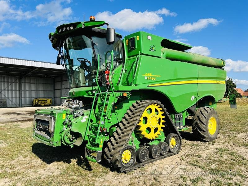 John Deere S780i ProDrive - Mietitrebbia: foto 1 John Deere S780i ProDrive - Mietitrebbia: foto 1
