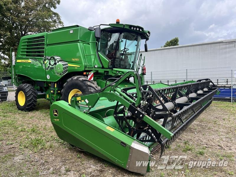 John Deere T670 i - Mietitrebbia: foto 2 John Deere T670 i - Mietitrebbia: foto 2