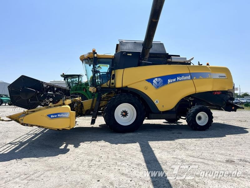 New Holland CX8080 4wd - Mietitrebbia: foto 4 New Holland CX8080 4wd - Mietitrebbia: foto 4