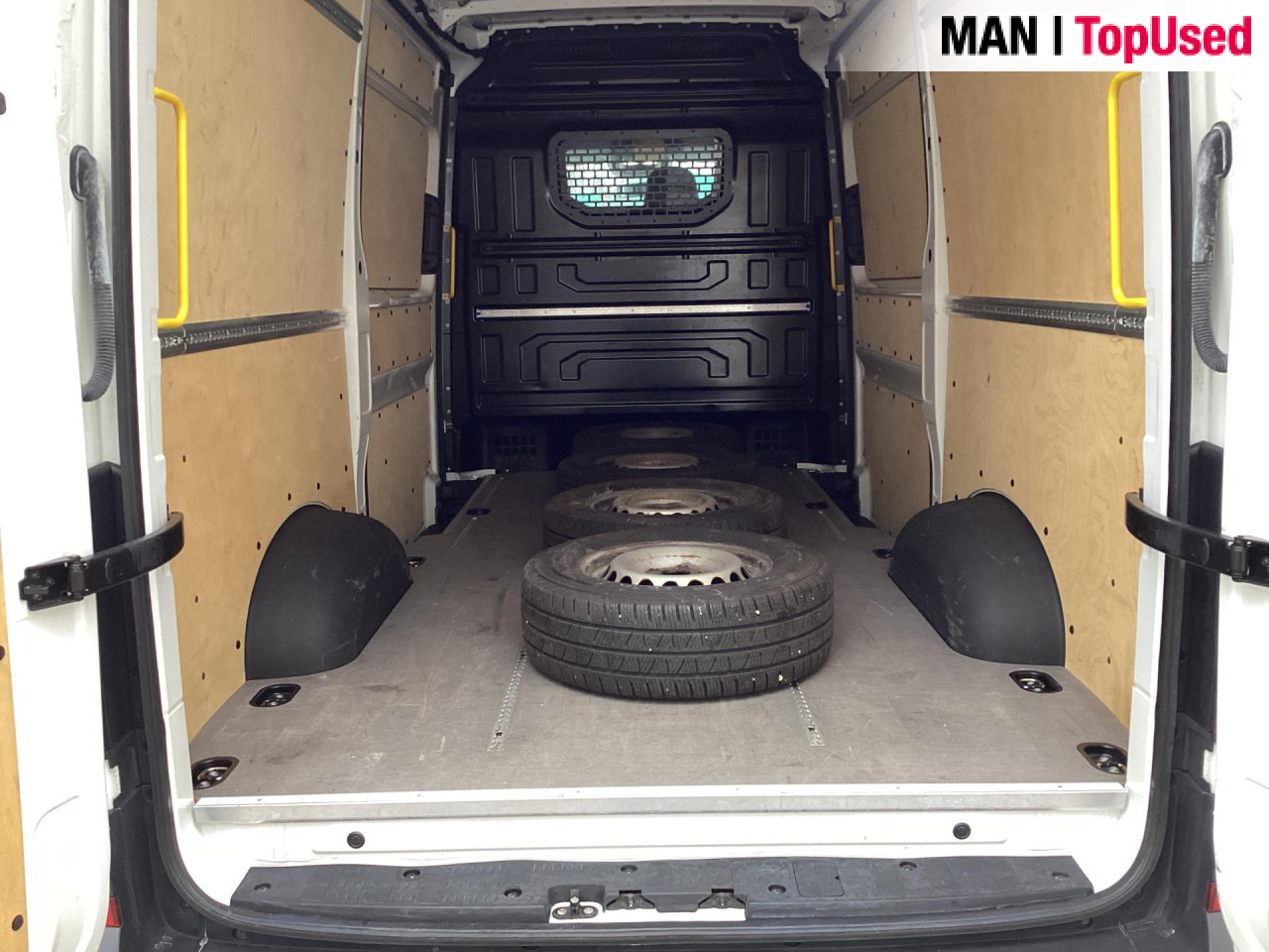 MAN TGE 3.180 4X4 SB - Furgone chiuso: foto 2 MAN TGE 3.180 4X4 SB - Furgone chiuso: foto 2