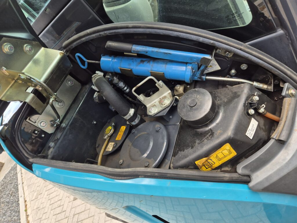 AIRMANN AX33U mididigger - Miniescavatore: foto 4 AIRMANN AX33U mididigger - Miniescavatore: foto 4