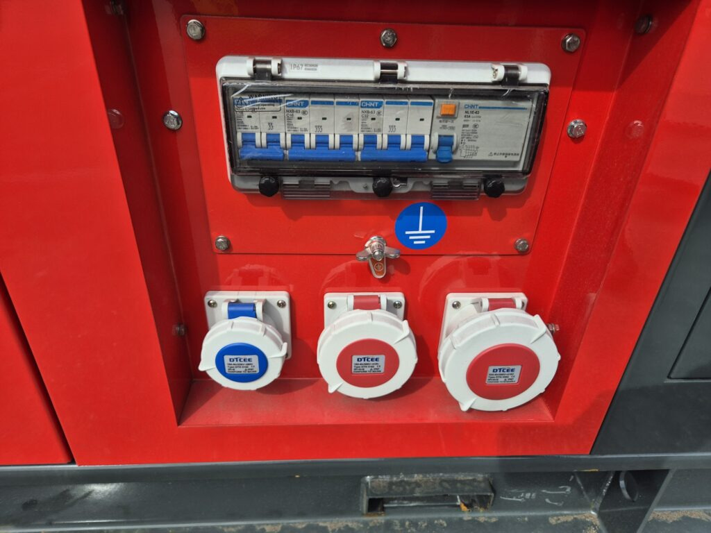 BAUER GFS-40 KW - Gruppo elettrogeno: foto 5 BAUER GFS-40 KW - Gruppo elettrogeno: foto 5