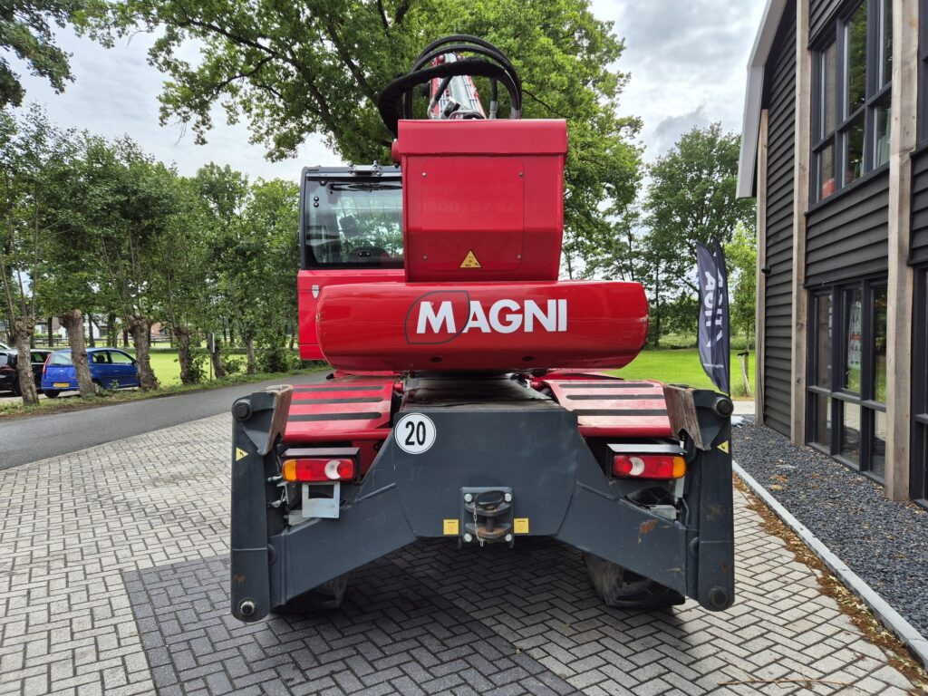 MAGNI RTH 5.21 Smart – D/C - Sollevatore telescopico: foto 4 MAGNI RTH 5.21 Smart – D/C - Sollevatore telescopico: foto 4