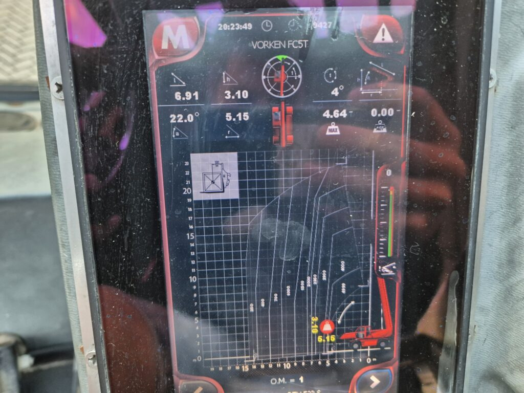 MAGNI RTH 5.23 smart - Sollevatore telescopico: foto 2 MAGNI RTH 5.23 smart - Sollevatore telescopico: foto 2