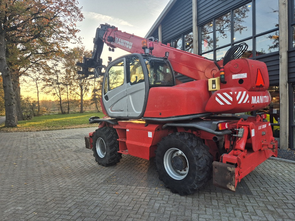 MANITOU MRT 2150 privilege - Sollevatore telescopico: foto 3 MANITOU MRT 2150 privilege - Sollevatore telescopico: foto 3