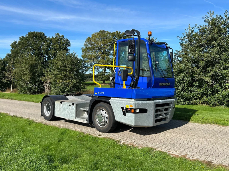 Terberg YT 223 | LOW HOURS - * 9211 *| GALVANISH CHASSIS | NEW MODEL - Trattore terminale: foto 2 Terberg YT 223 | LOW HOURS - * 9211 *| GALVANISH CHASSIS | NEW MODEL - Trattore terminale: foto 2