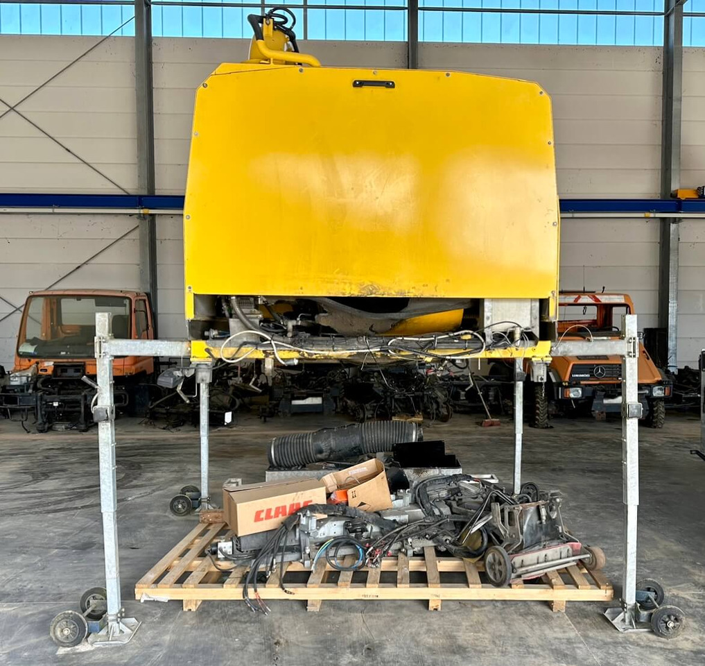 Unimog Aufbaukehrmaschine Trilety SK-370 - Spazzatrice stradale: foto 2 Unimog Aufbaukehrmaschine Trilety SK-370 - Spazzatrice stradale: foto 2