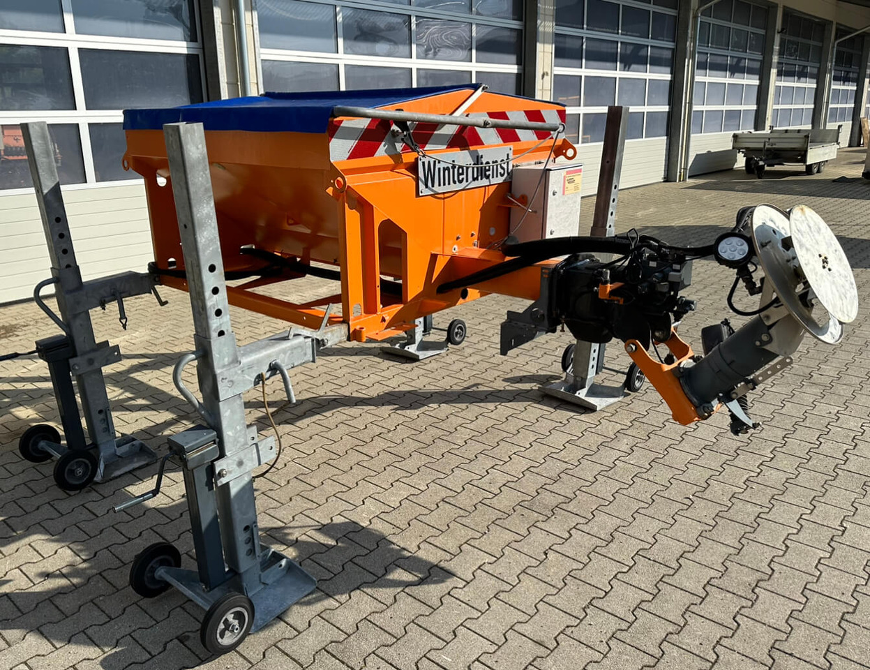 Unimog Salzstreuer KüpperWeisser IMSSN J15012 H - Spargisale: foto 3 Unimog Salzstreuer KüpperWeisser IMSSN J15012 H - Spargisale: foto 3