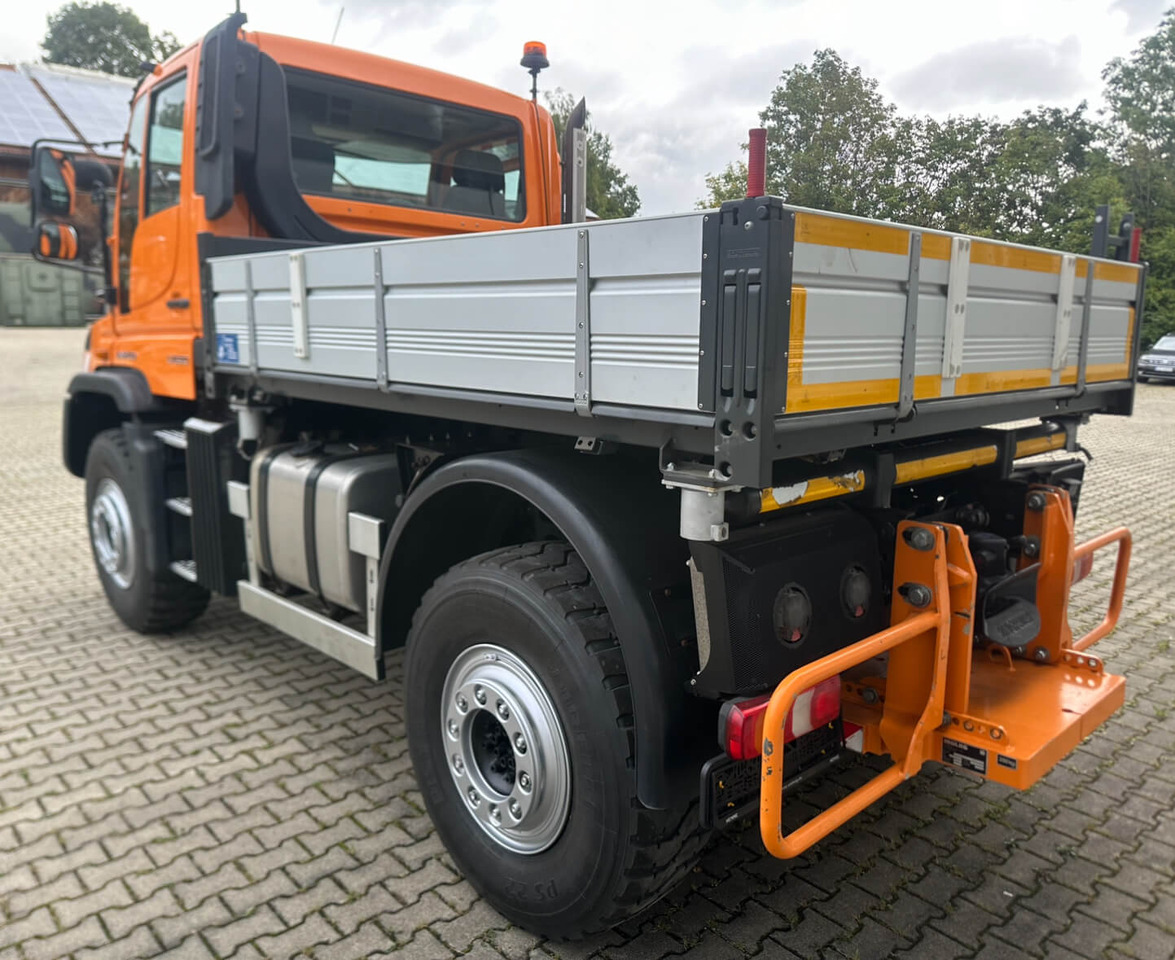 Unimog 530 - U530 405 44301 Mercedes Benz 405 - Veicolo speciale/ Comunale: foto 3 Unimog 530 - U530 405 44301 Mercedes Benz 405 - Veicolo speciale/ Comunale: foto 3